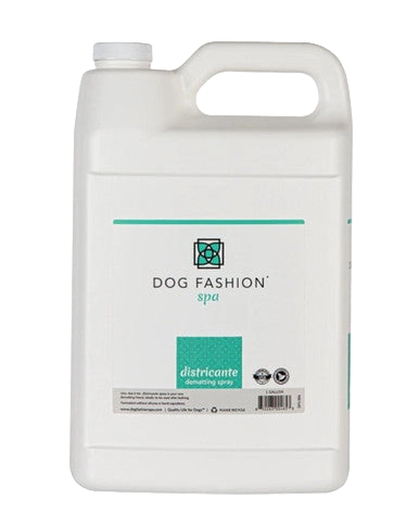 Districante Dematting Spray,"White plastic jug with handle and screw cap"