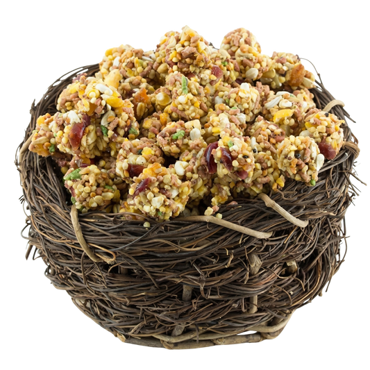 Lafeber Gourmet Garden Veggie Nutri-Berries,"Seed and veggie clusters piled in a twig nest"