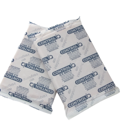 EquiSaver Cooled Semen Shipper,"Two rectangular ice packs overlapping"