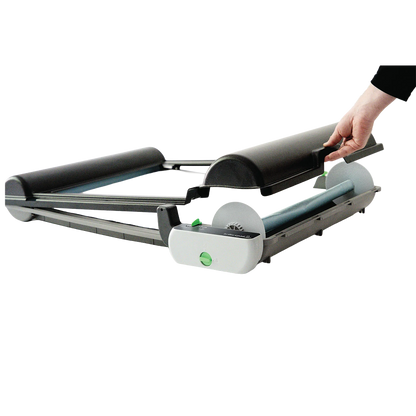 BrilliantPad Pro,"Open tray system with removable black cover and roll"