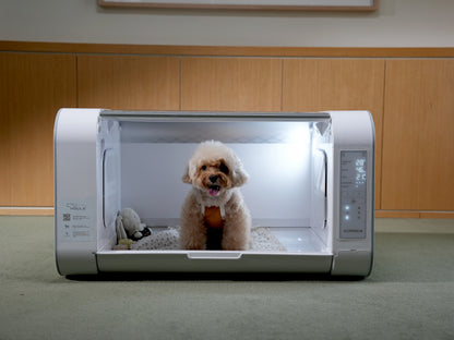 ICU 120 Bundle with 5L Veterinarian Oxygen Concentrator by Rcom USA,"White pet oxygen chamber with clear front door and side control panel"