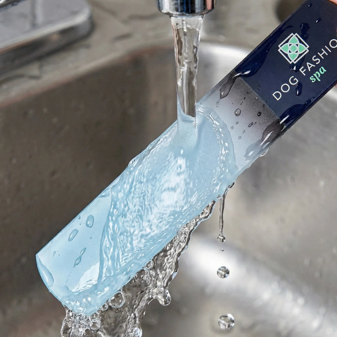 Glass Nail File,"Blue glass nail file rinsed under running water"