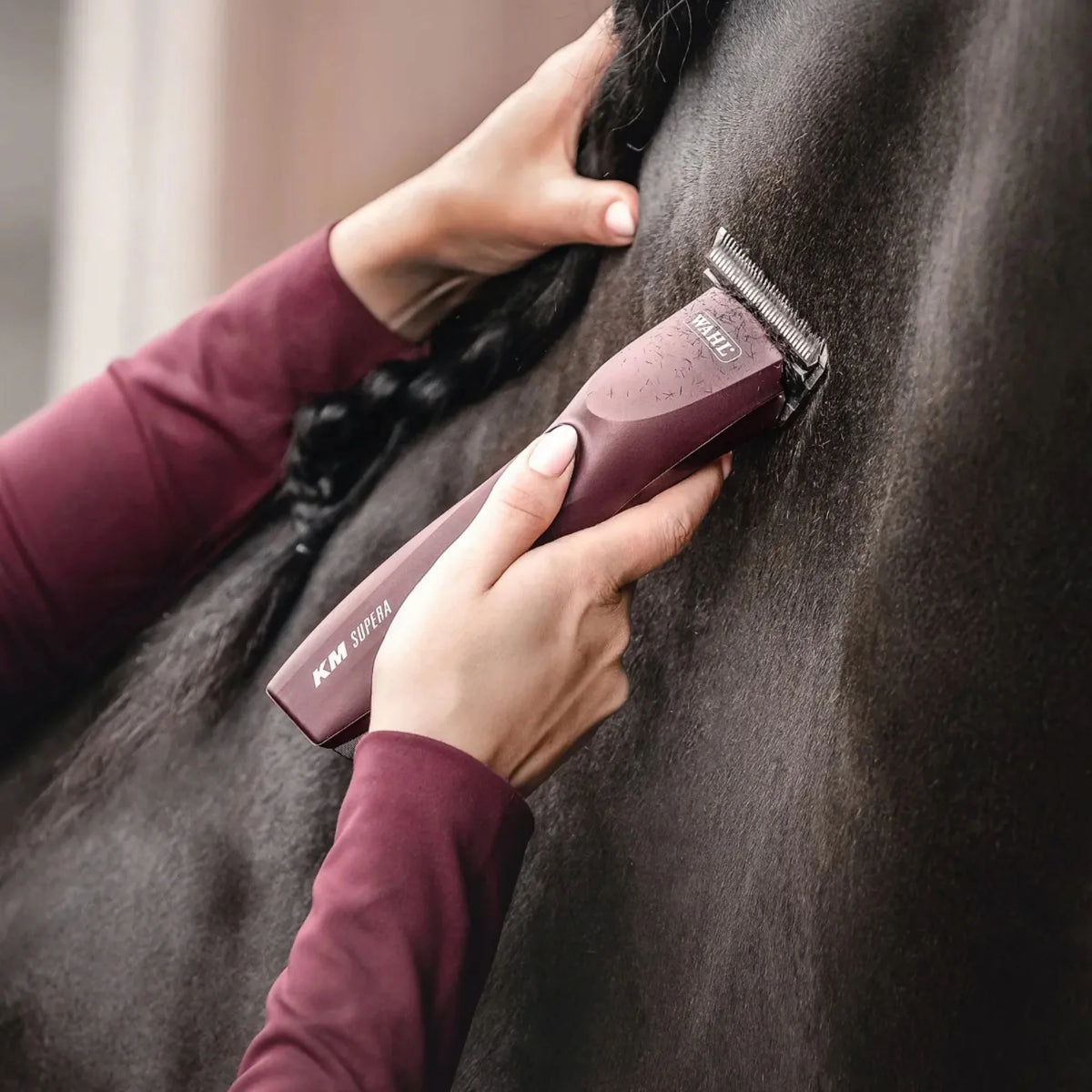 KM Supera Equine Clipper by Wahl