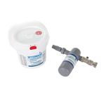 Wysiwash® Sanitizing System,"White bucket with lid and gray hose sprayer attachment"