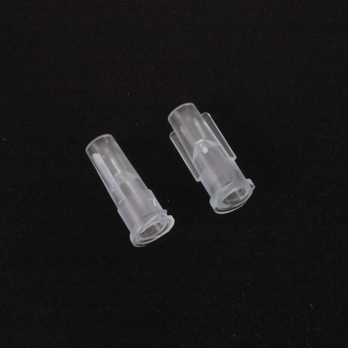 Syringe Cannulas,"Two clear syringe cannulas"