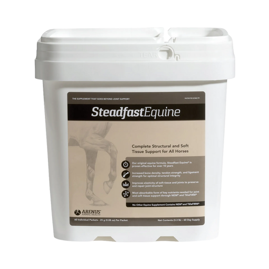 Steadfast® Equine,"White rectangular tub with handle lid and front label"