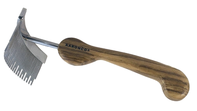 Aaronco Rake Superior Star Dematter,"Metal dematting rake with wooden handle"