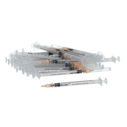 1cc VetriJec™ Syringes with 25 gauge Needles,"Pile of clear syringes with orange needle hubs"