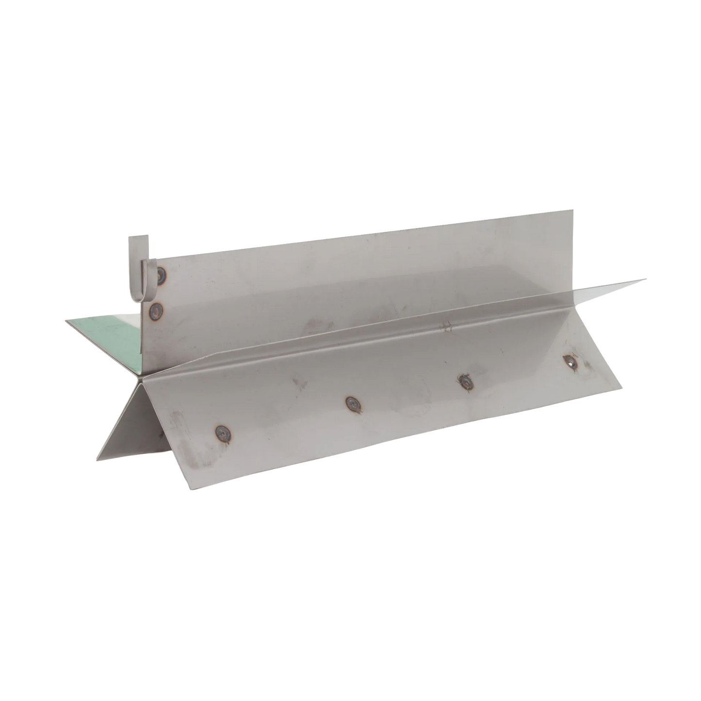 47/11 Tank Dividers,"Two angled metal divider panels"