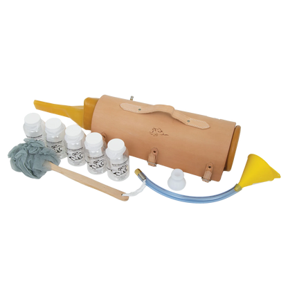 Missouri Complete Set with Leather Cover,"Tan leather cover set with funnel, hose, bottles, and collection bag"