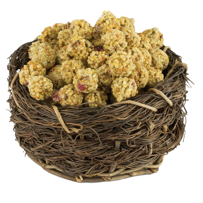 Lafeber Pellet-Berries Sunny Orchard,"Round pellet treats in a woven twig nest"