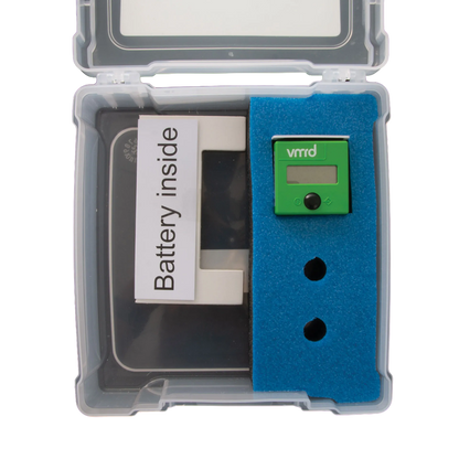 Foal IgG Test Kit & Reader,"Open clear case with blue foam insert and green digital reader"