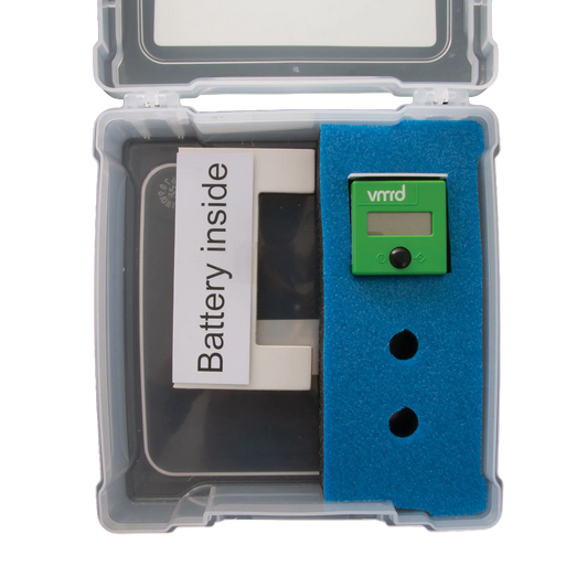 Foal IgG Test Kit & Reader,"Open clear case with blue foam insert and green digital reader"